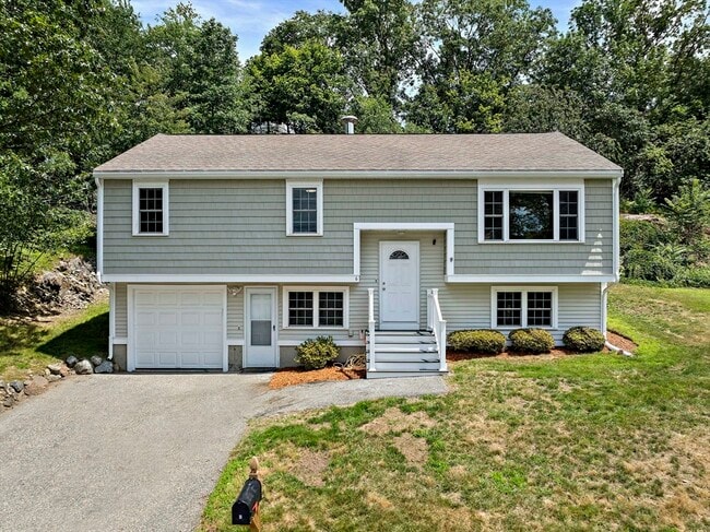 Primary Photo - 6 Skyview Rd
