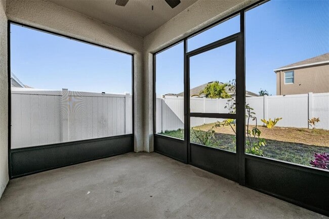 Building Photo - 10210 Golden Light Ct