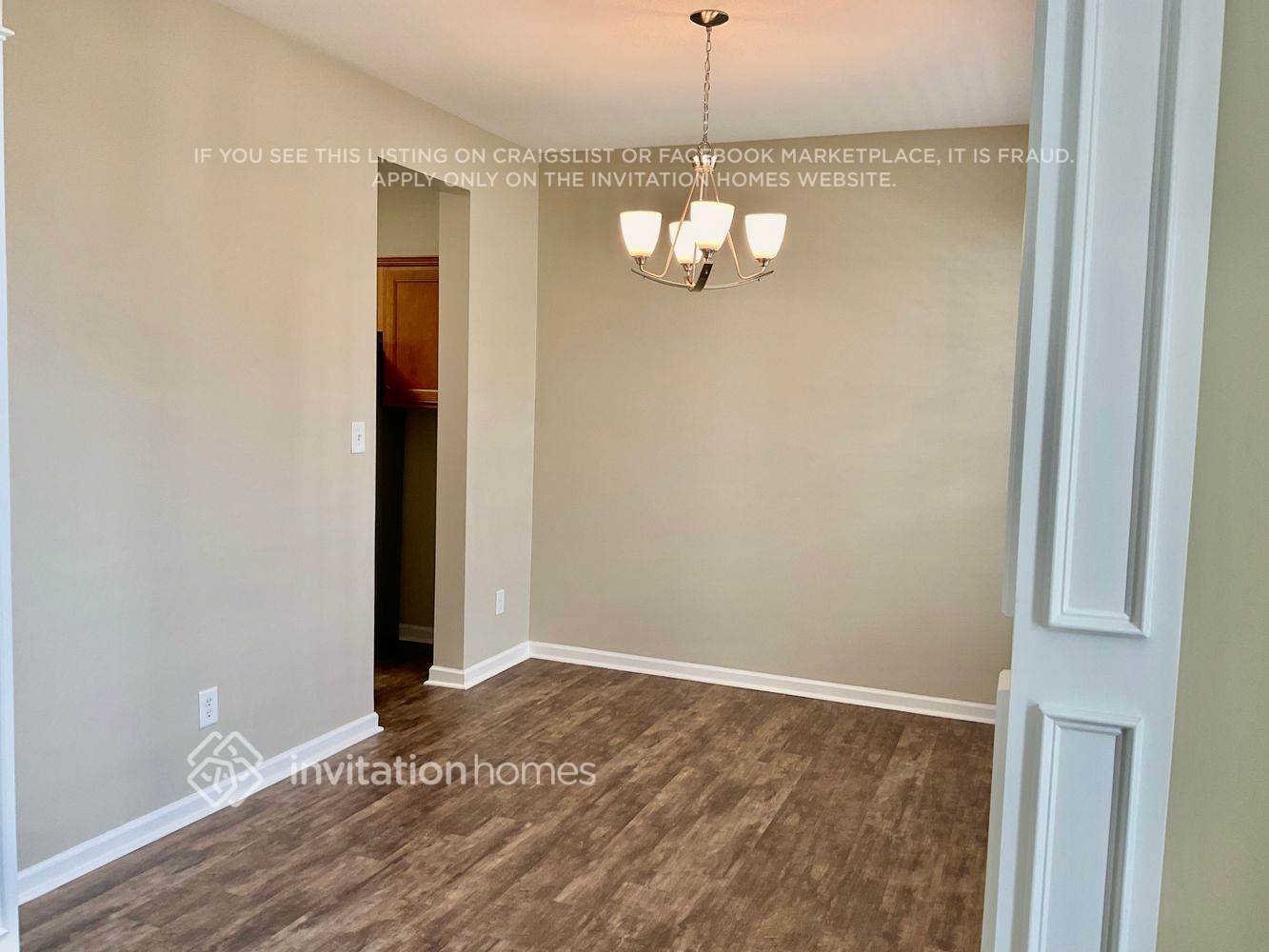 Building Photo - 1009 Tiger Eye Ave