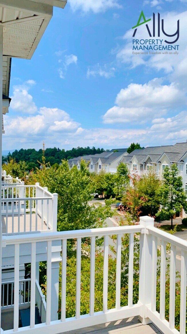 Building Photo - 2306 Whittington Dr