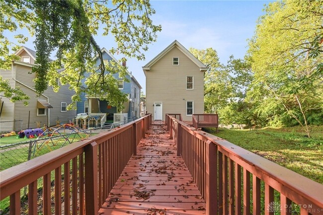 Building Photo - 1958 Fairfax Ave