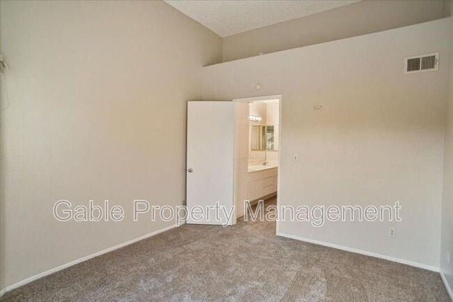 Building Photo - 23835 Del Monte Dr.