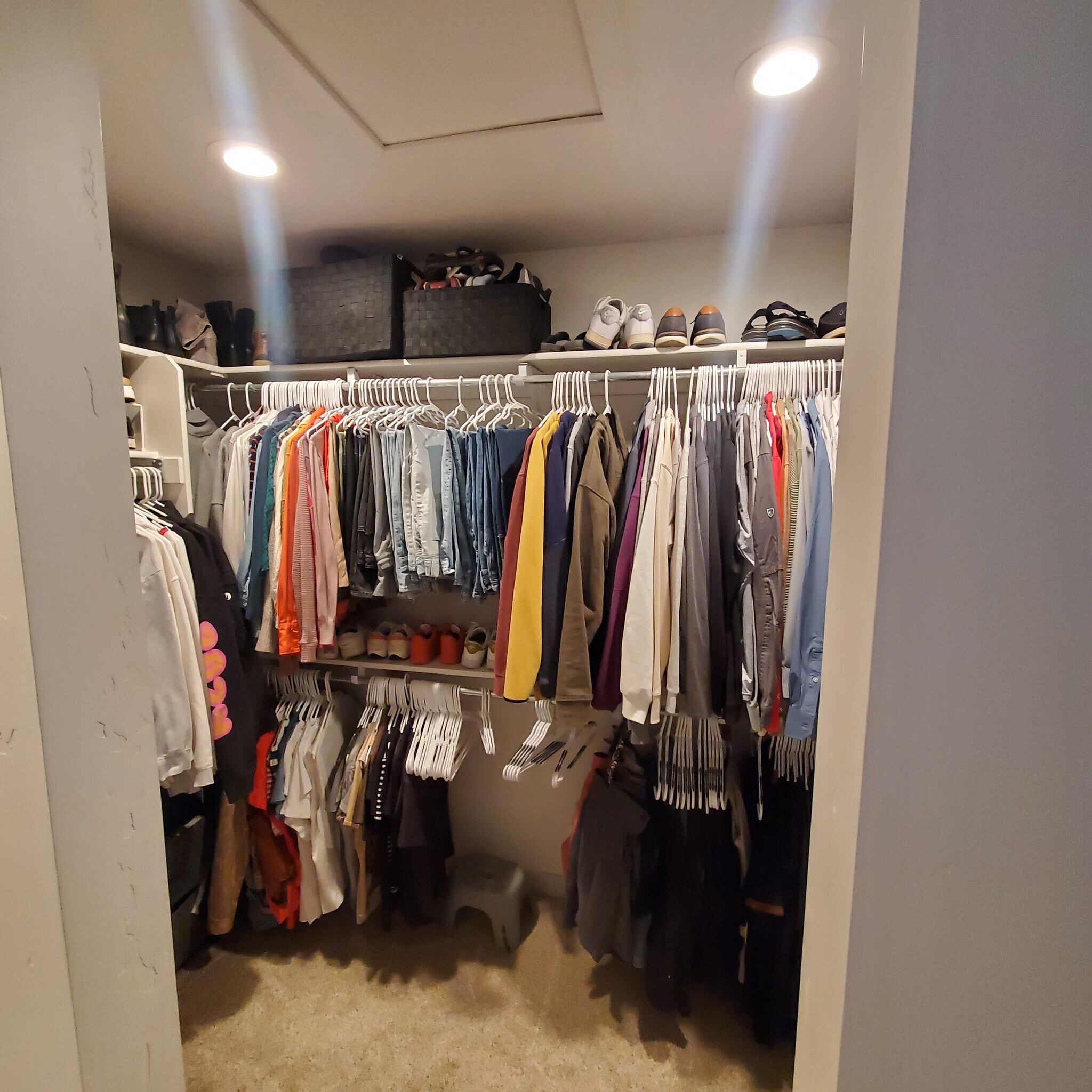 Master Closet - 261 E Ellen Ln