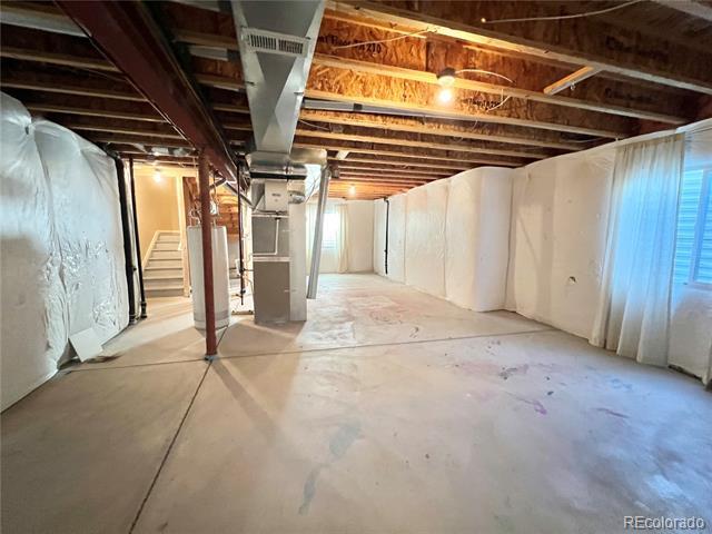 Building Photo - 5001 Laurelglen Ln