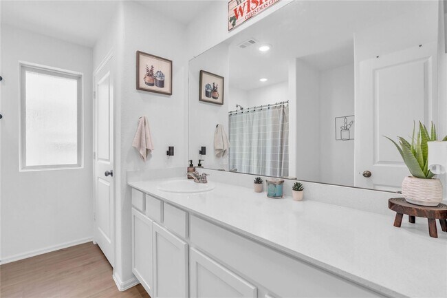 Building Photo - 6308 Astoria Pk Ln