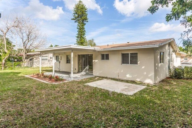 Building Photo - 1311 NW 54th Ave