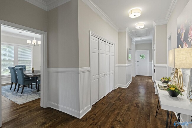 Building Photo - 4286 Sullivan St