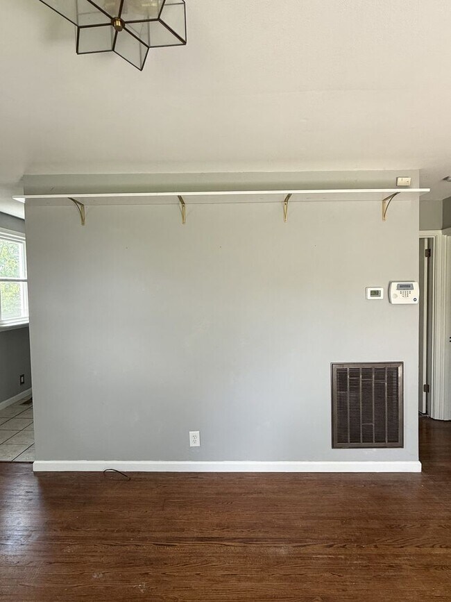 Building Photo - Charming 2 Bedroom, 1 Bath house in the heart of Nashville, TN