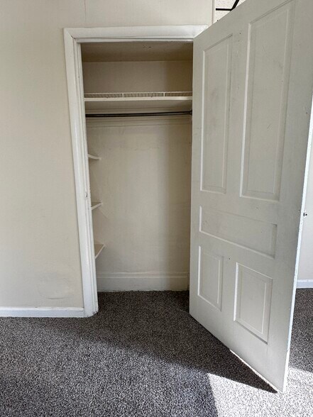 Building Photo - 134 Sherman St