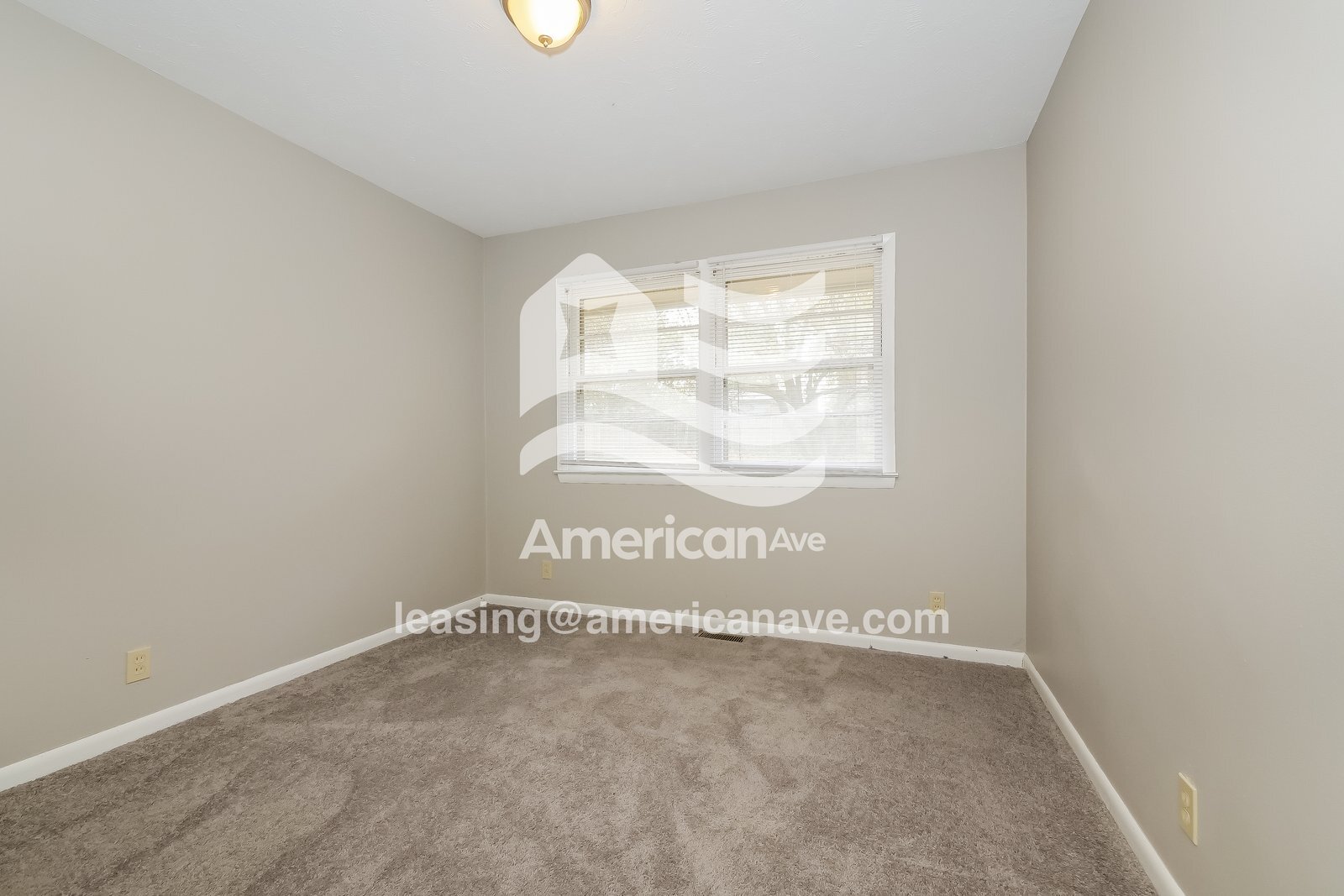 Building Photo - 8549 Meredith Ave