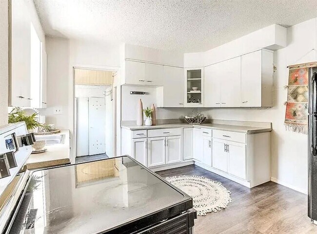 Building Photo - 2140 NW 36th St