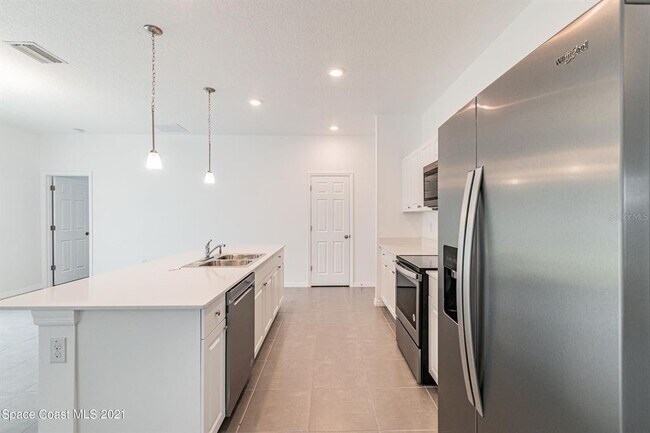 Building Photo - 1590 Jacobin St NW