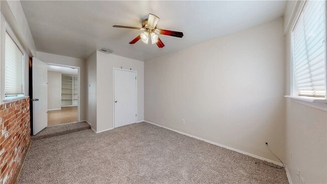 Building Photo - 1407 Lawyer St