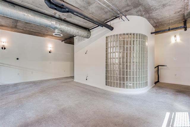 Building Photo - 3110 Thomas Ave