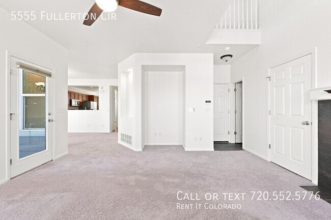 Building Photo - 5555 Fullerton Cir