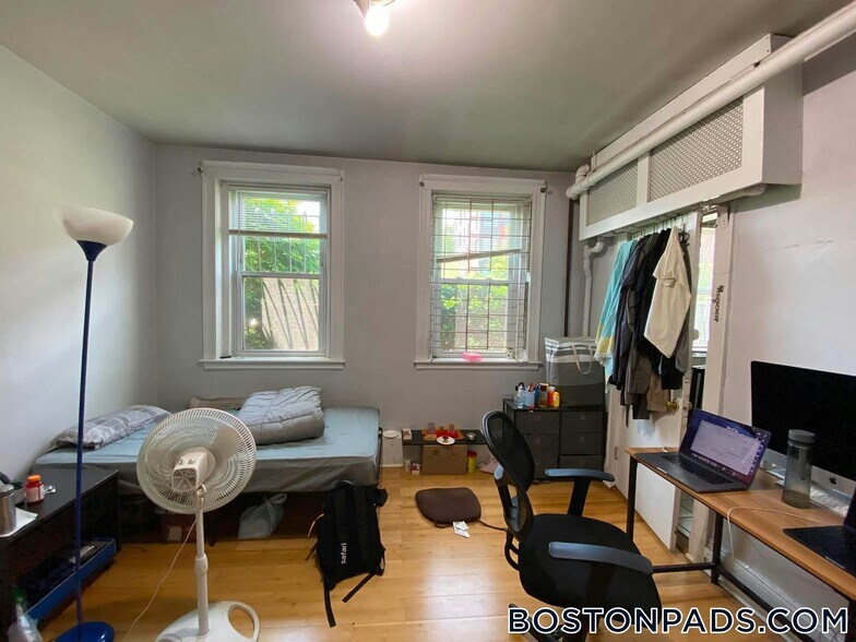 Building Photo - 238 S Huntington Ave