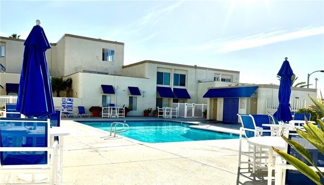 Building Photo - 711 CA-1