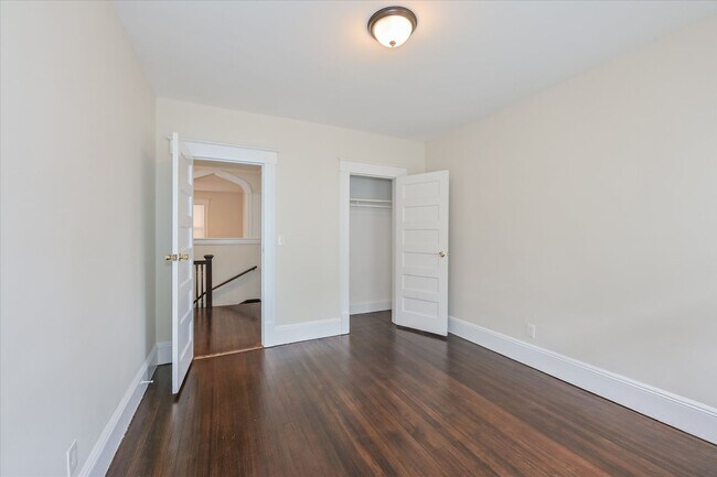 Building Photo - The Regis Montclair