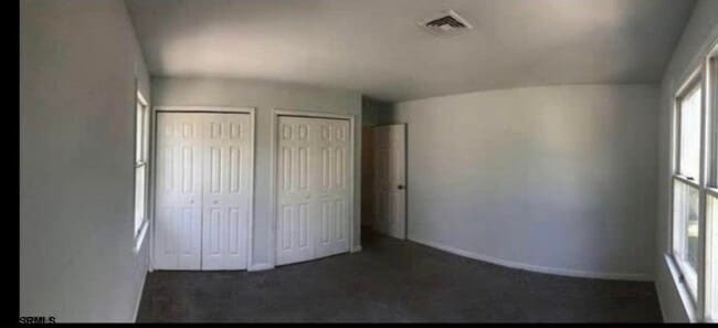 Building Photo - 325 N Ohio Ave