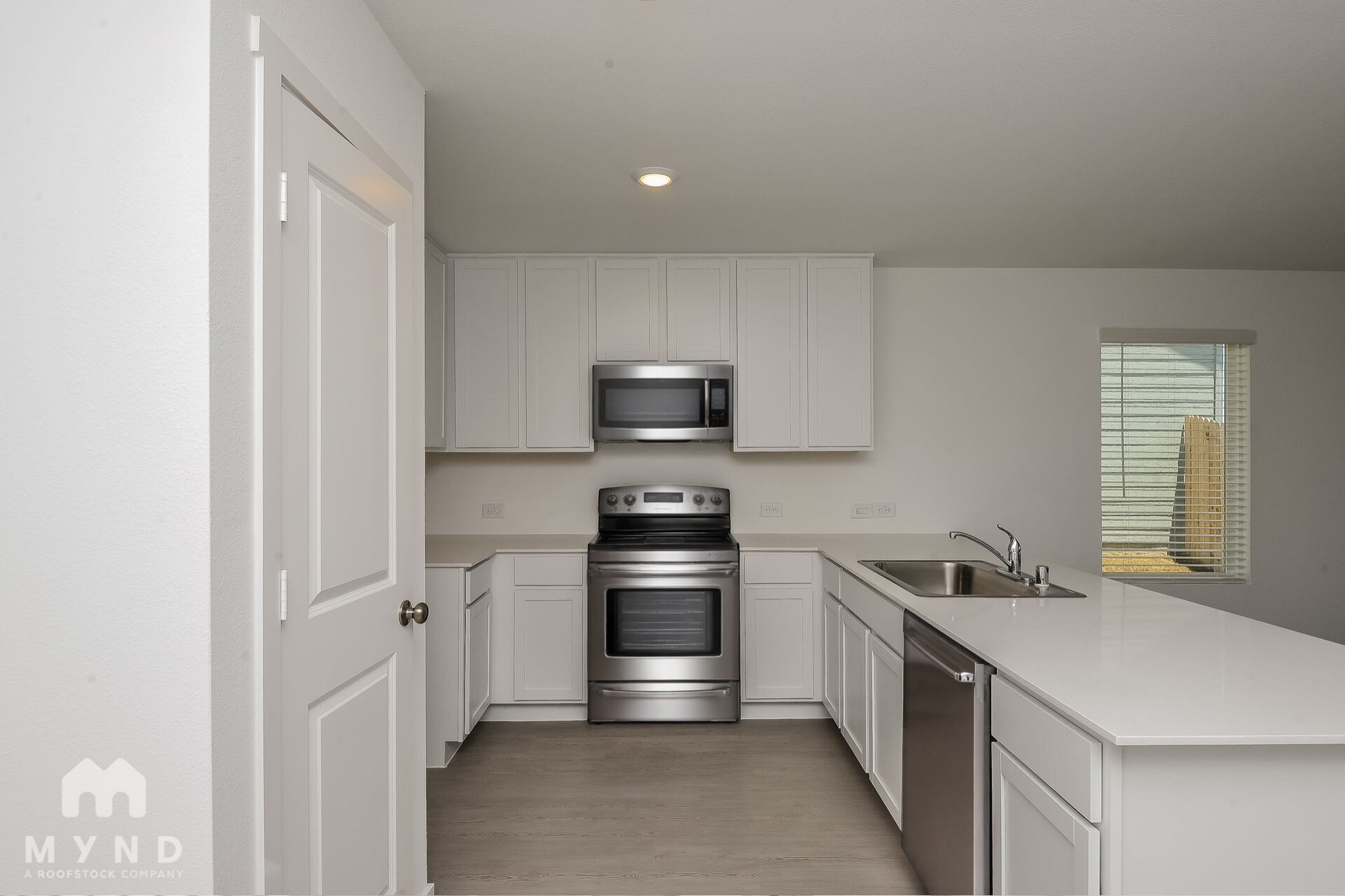 Building Photo - 2729 Mistwood Dr