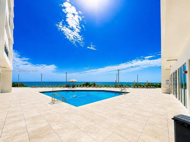 Building Photo - 7135 Collins Ave