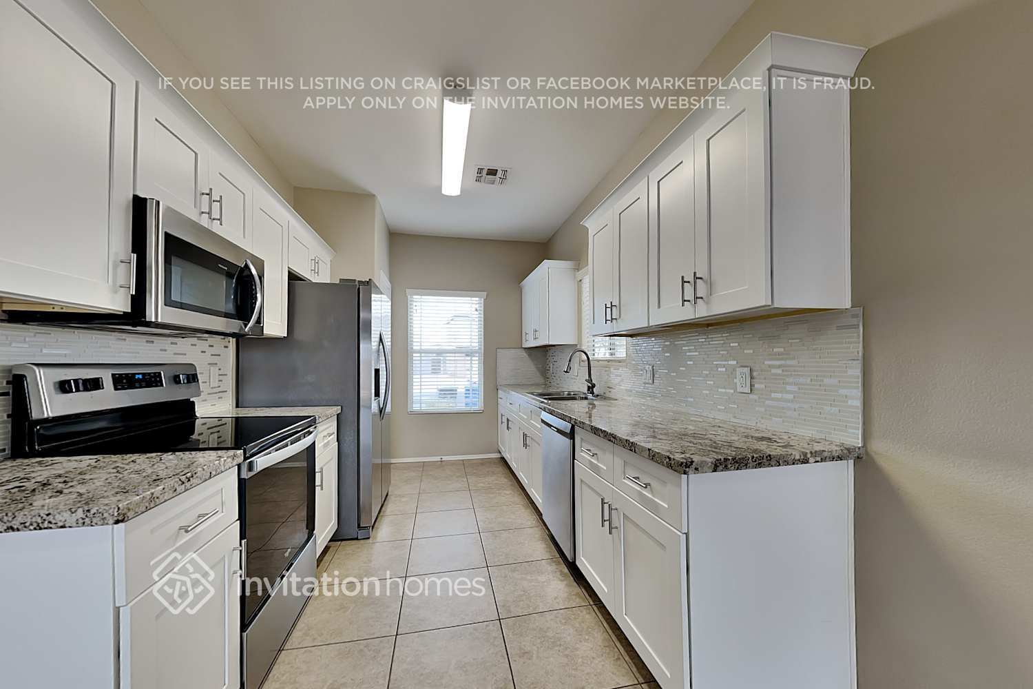 Building Photo - 13177 W Calavar Rd