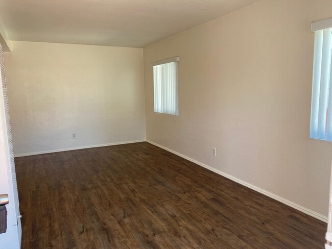 Building Photo - 2300 Chatsworth Blvd