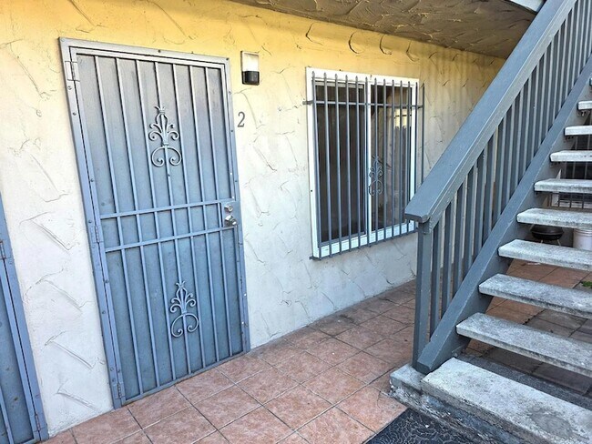 Building Photo - 4056 Van Dyke Ave