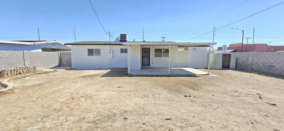 Building Photo - 1302 E Morrison St