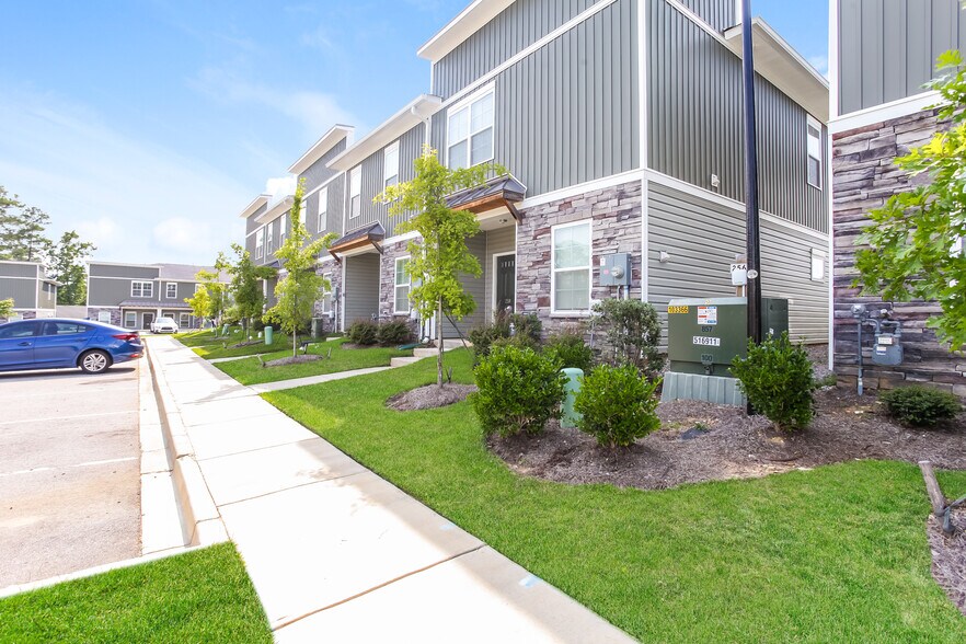 Building Photo - 258 Duck Grv Wy