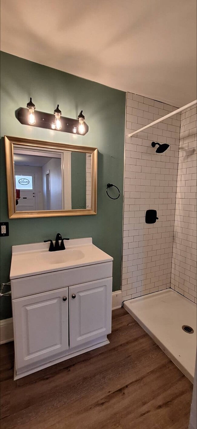 Building Photo - 3403 South St