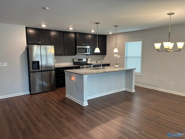 Building Photo - 227 Shubert Dr