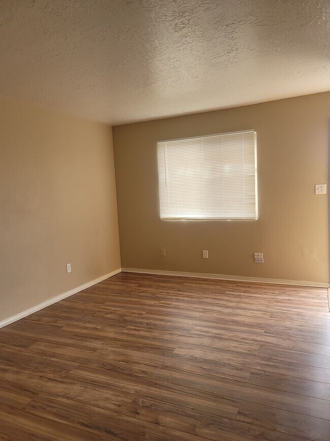 Building Photo - 88 Parque De Oeste Dr