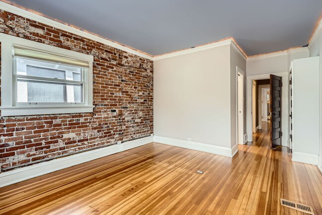 Building Photo - Charming Brick Bungalow in Prime Location ...