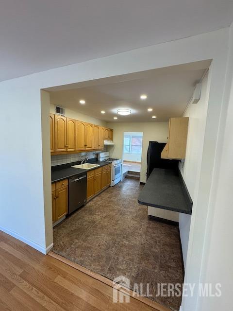 Building Photo - 10 E Knollwood Rd