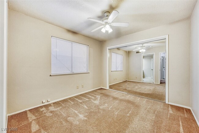 Building Photo - 395 Chadwick Cir