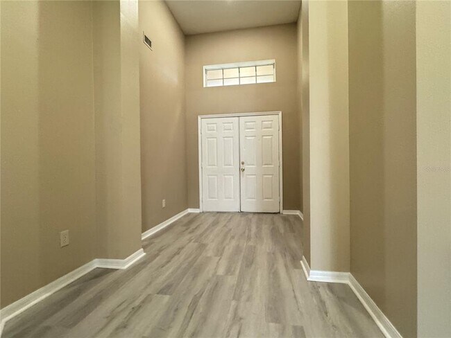 Building Photo - 27618 Sky Lake Cir