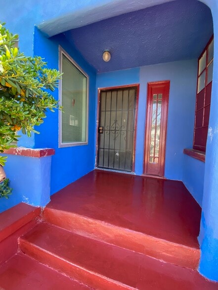 Building Photo - 1722 S Redondo Blvd