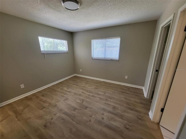 Building Photo - 7722 Westridge Ct