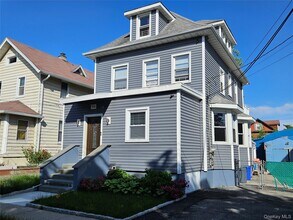 Building Photo - 94 Briggs Ave