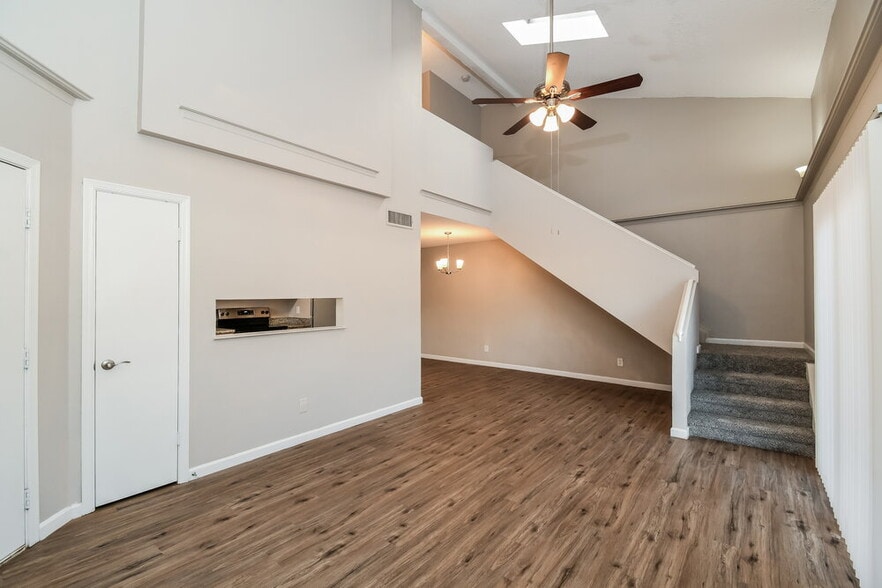 Building Photo - 2718 W Brooks St