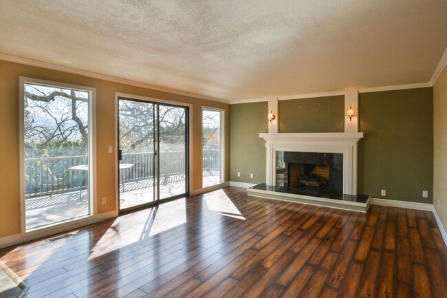 Building Photo - Incredible Peaceful View of the Valley 3 bed 2.5 bath 3 Car Garage