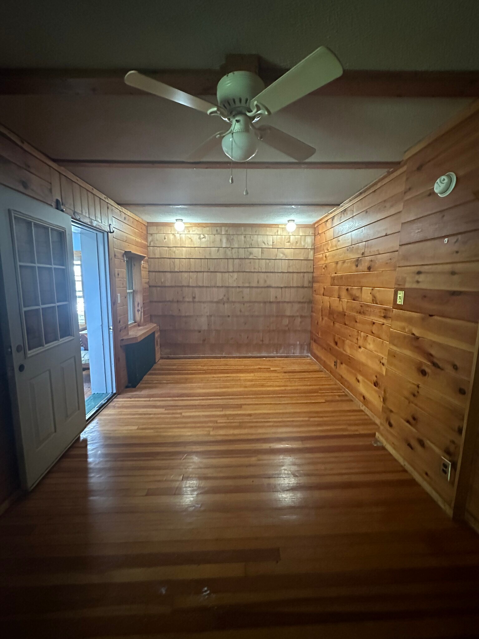 Building Photo - 44 W Van Vechten St