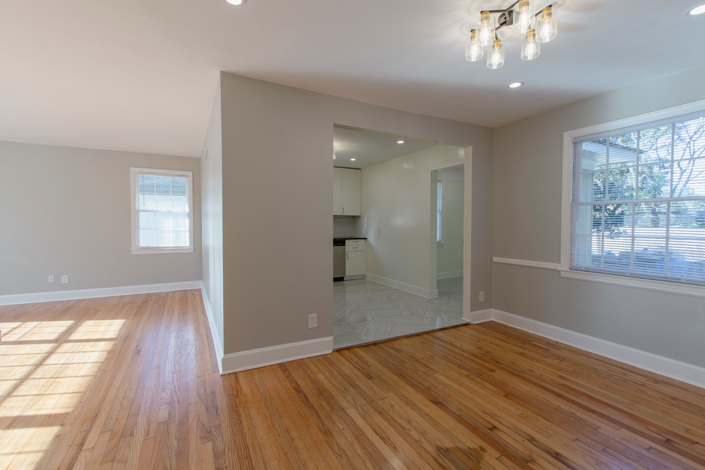 Dining Room - 1532 E 53rd St