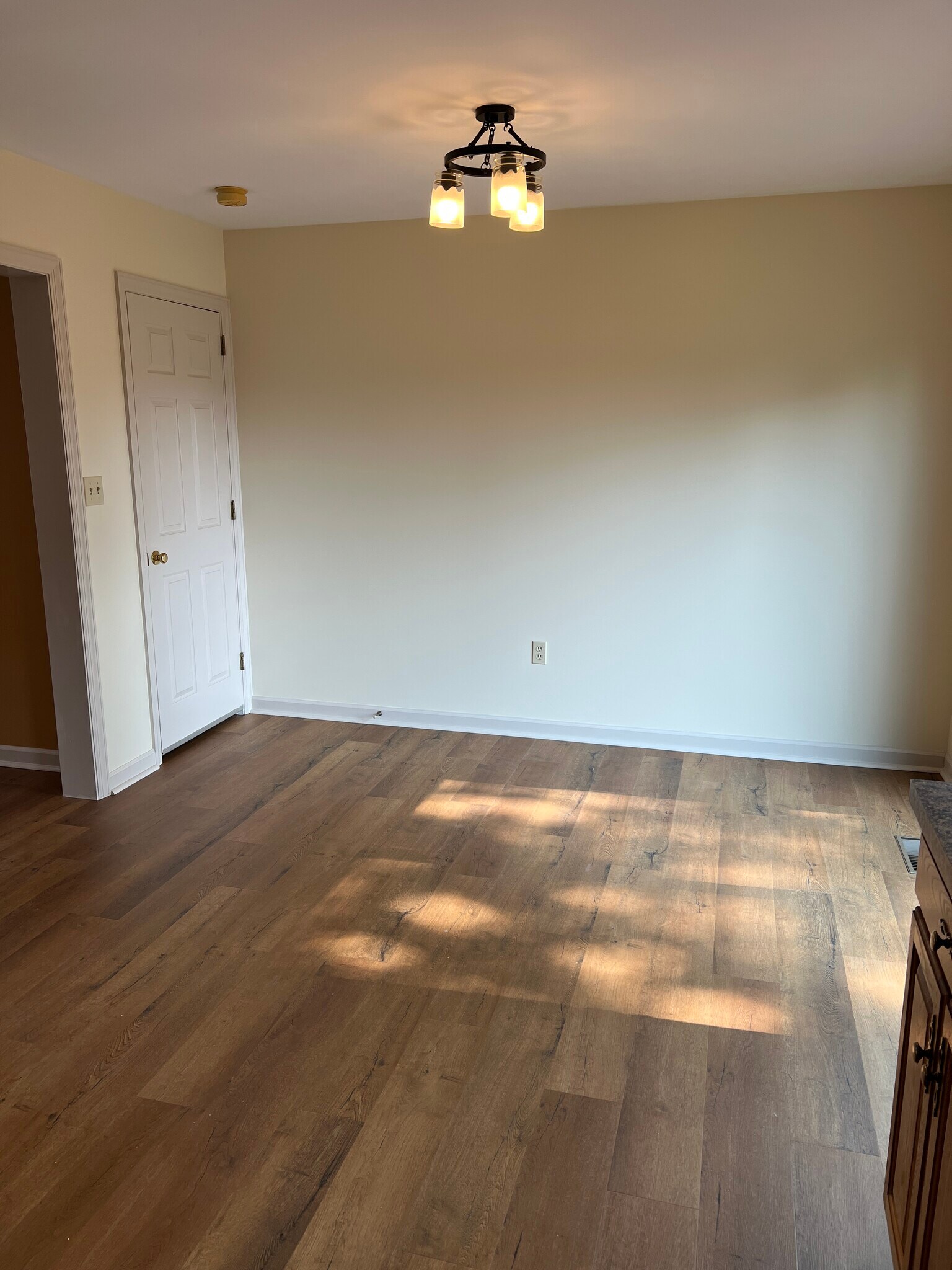 Building Photo - 1516 Tussey Ct