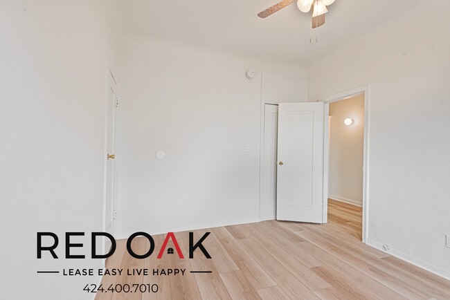 Building Photo - 974 1/2 Gramercy Pl-506