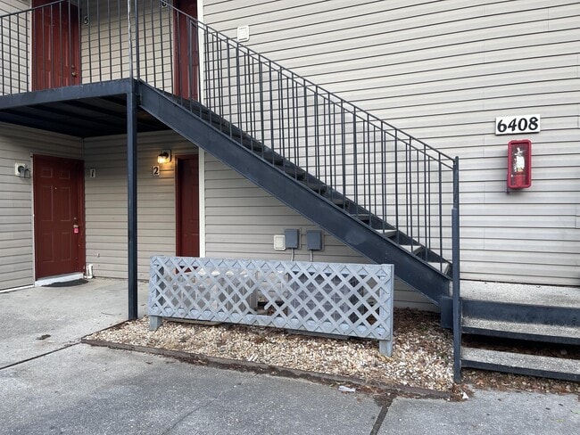 Primary Photo - 6408 Starbrook Dr