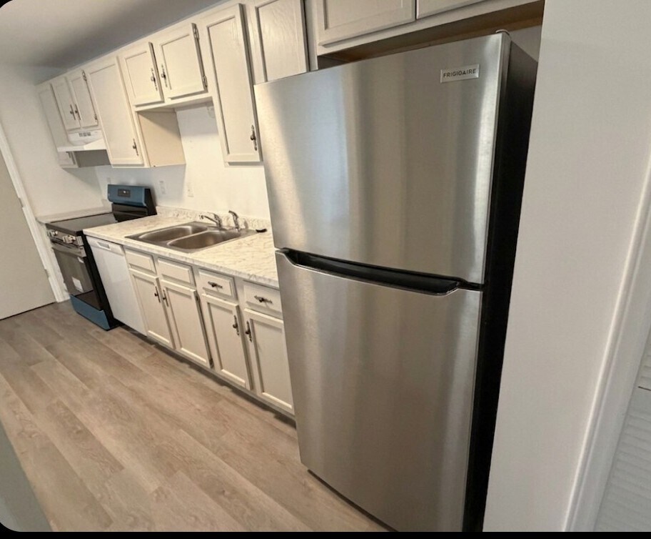 Building Photo - 9333 Old Concord Rd