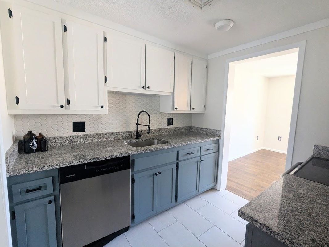 Building Photo - 107 Franklin, 4