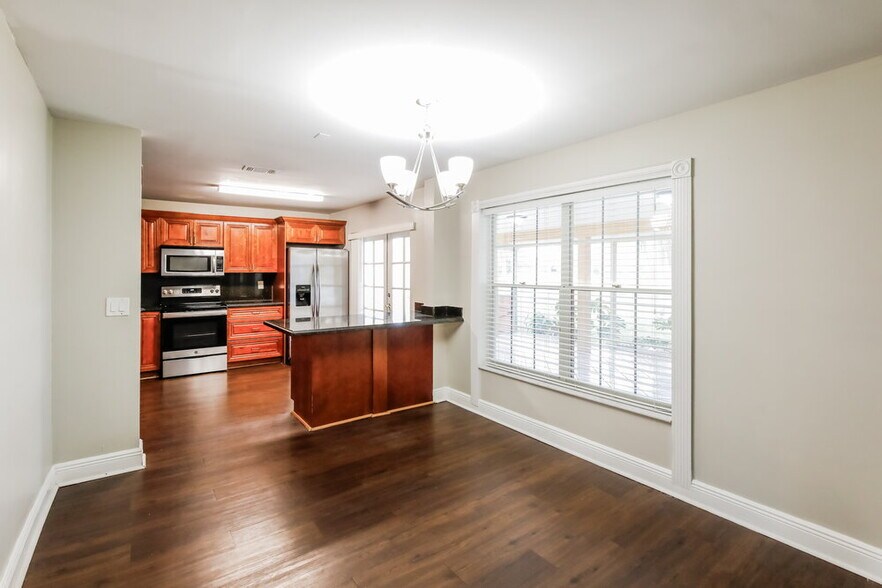 Building Photo - 15045 SW 108th Terrace